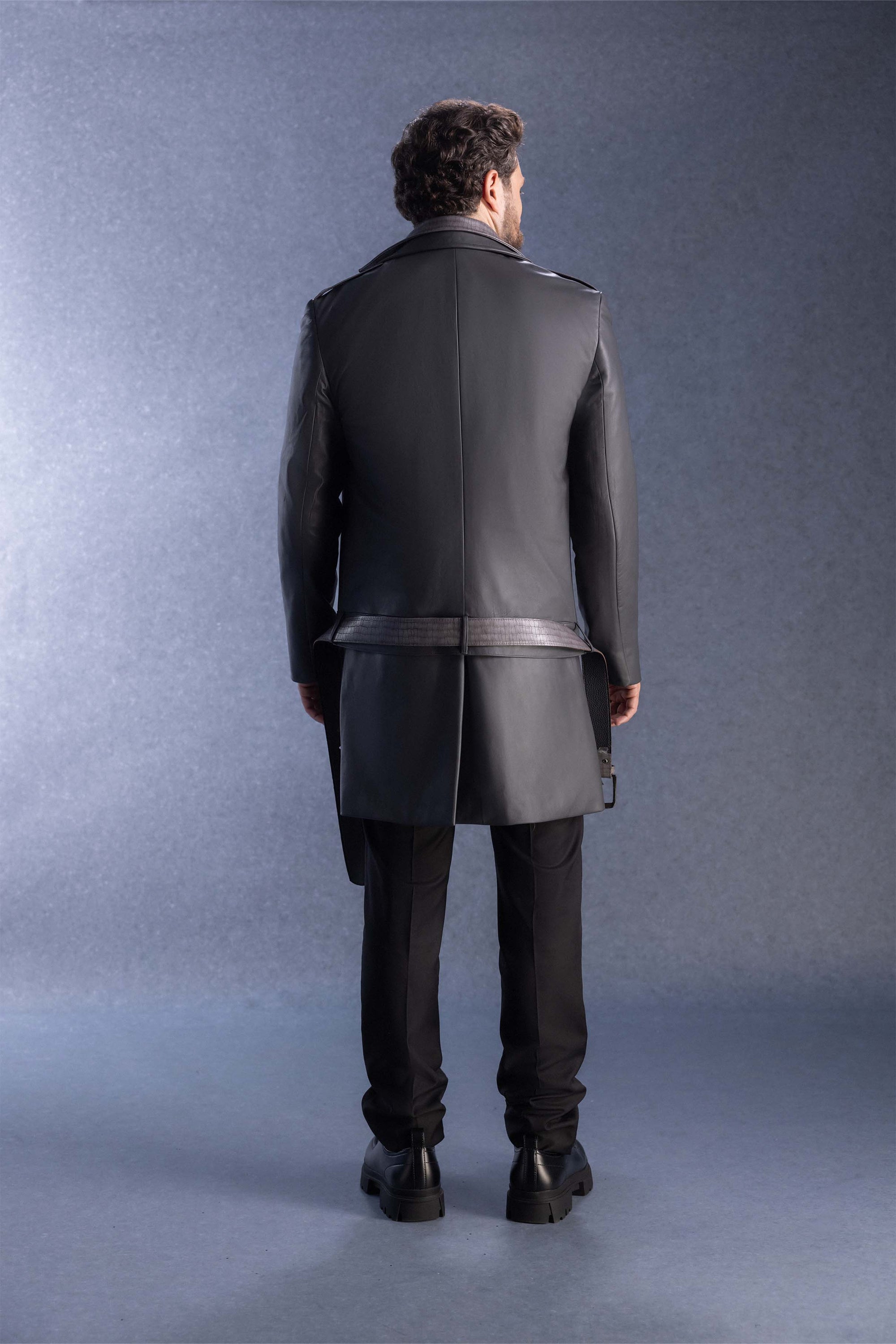 Argentea Linea Men Coat