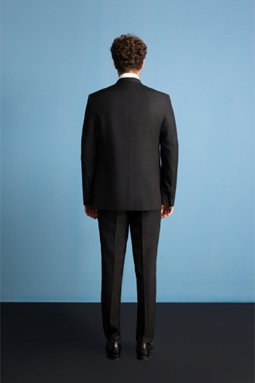 Nigrum & Album 2-Piece Suit