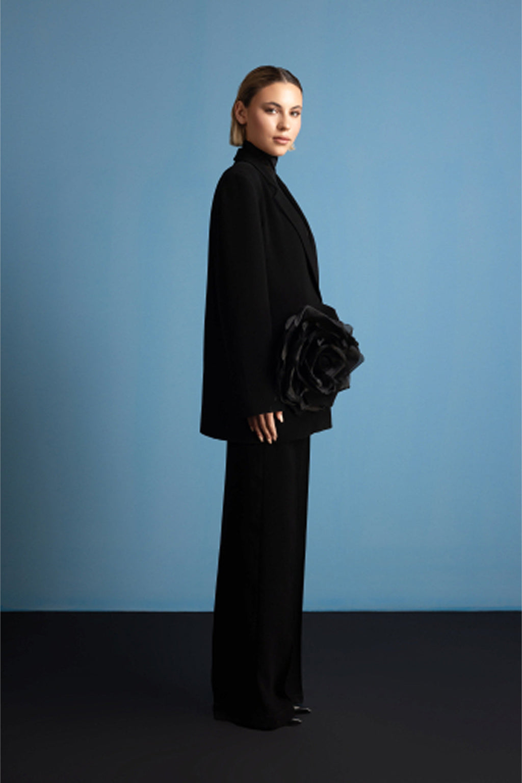 Nigrum & Album 3D Flower Suit