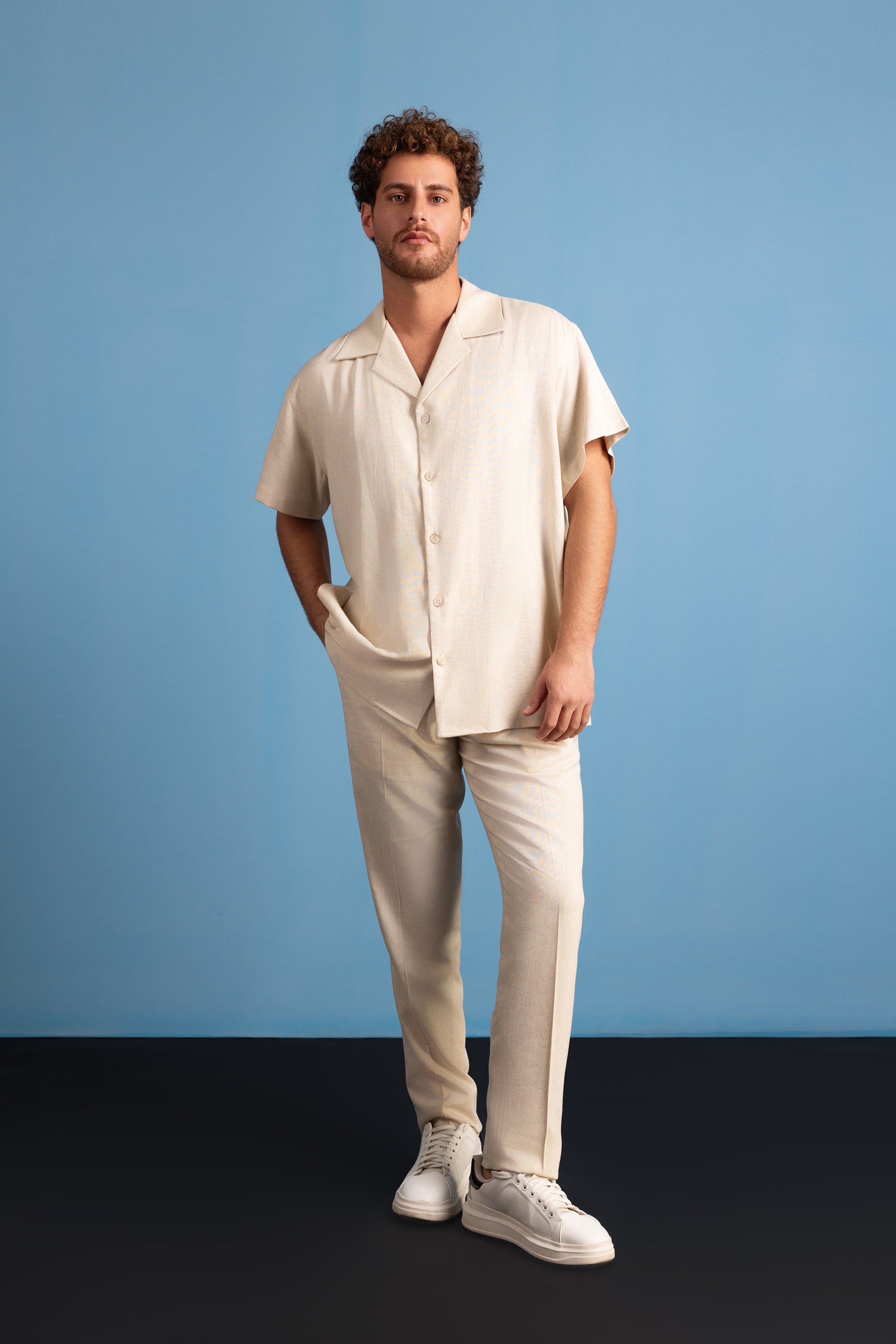 Occasus Solis Linen Set