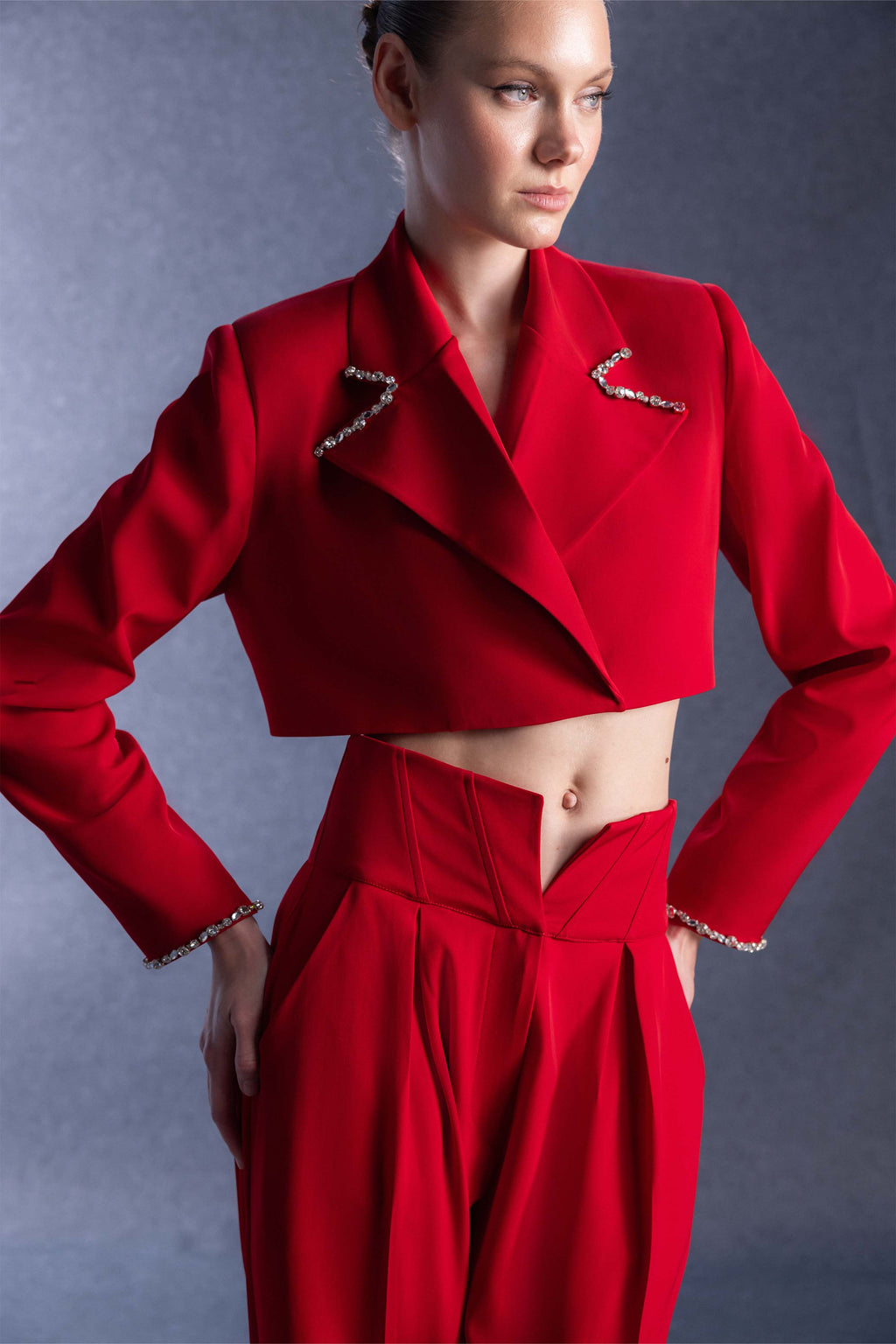 Lux Rubra Women's Suit